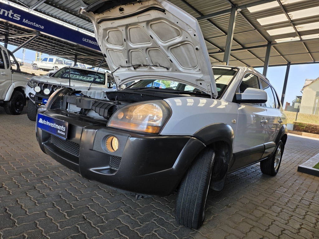 HYUNDAI TUCSON TUCSON 2.0 GLS - 17
