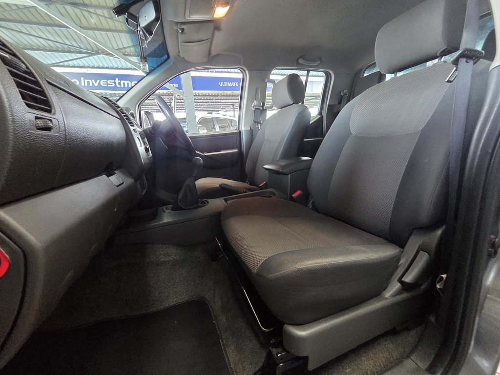 NISSAN NAVARA NAVARA 2.5 dCi LE P/U D/C - 11