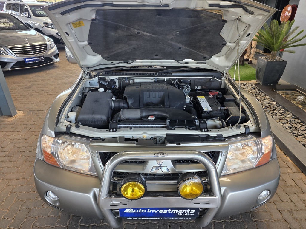 MITSUBISHI PAJERO PAJERO 3200 DI-D GLS SWB A/T - 17