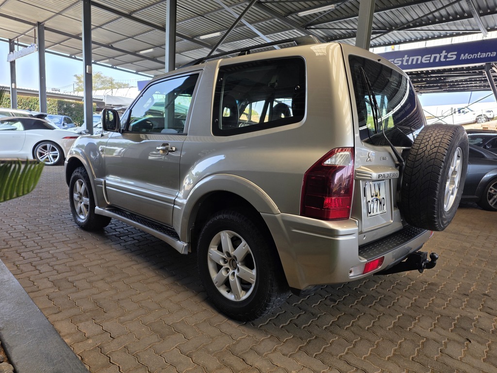 MITSUBISHI PAJERO PAJERO 3200 DI-D GLS SWB A/T - 4