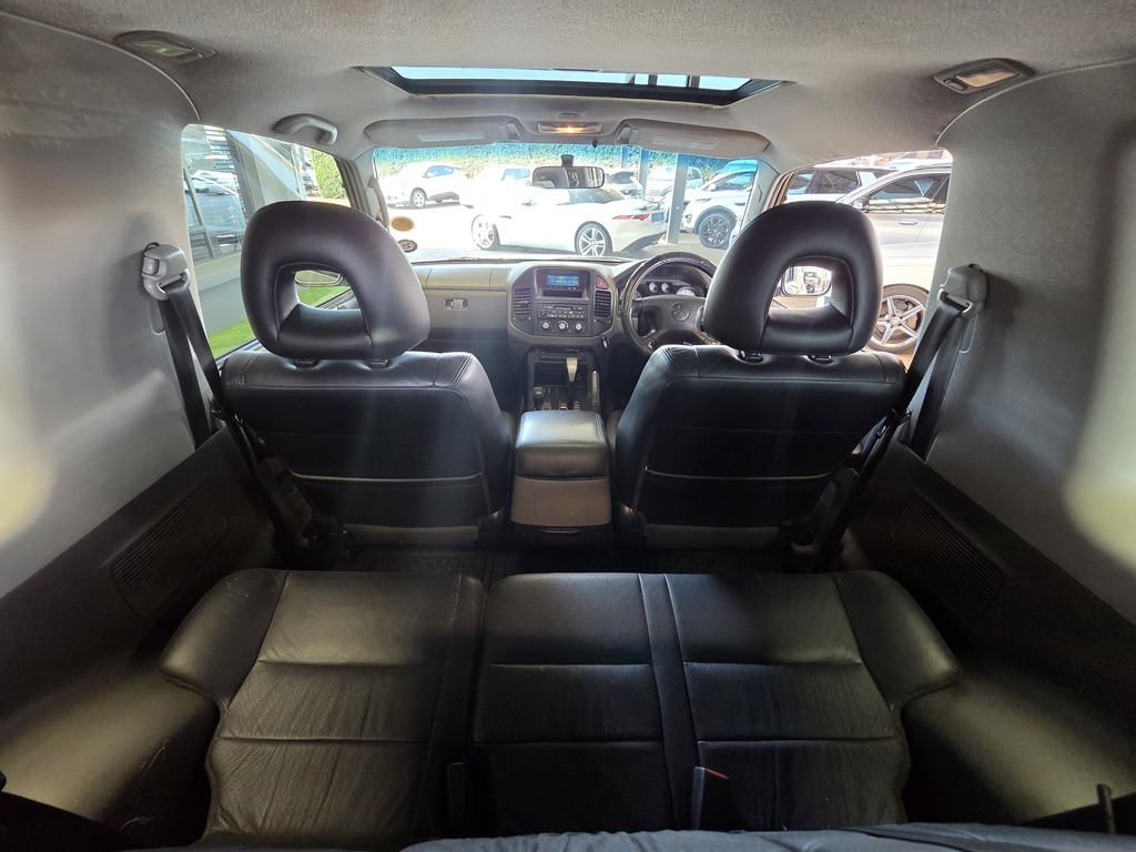 MITSUBISHI PAJERO PAJERO 3200 DI-D GLS SWB A/T - 7