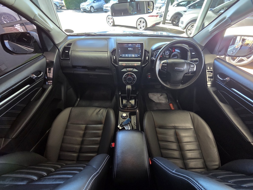 ISUZU MU-X MU-X 3.0D 4X4 A/T - 10