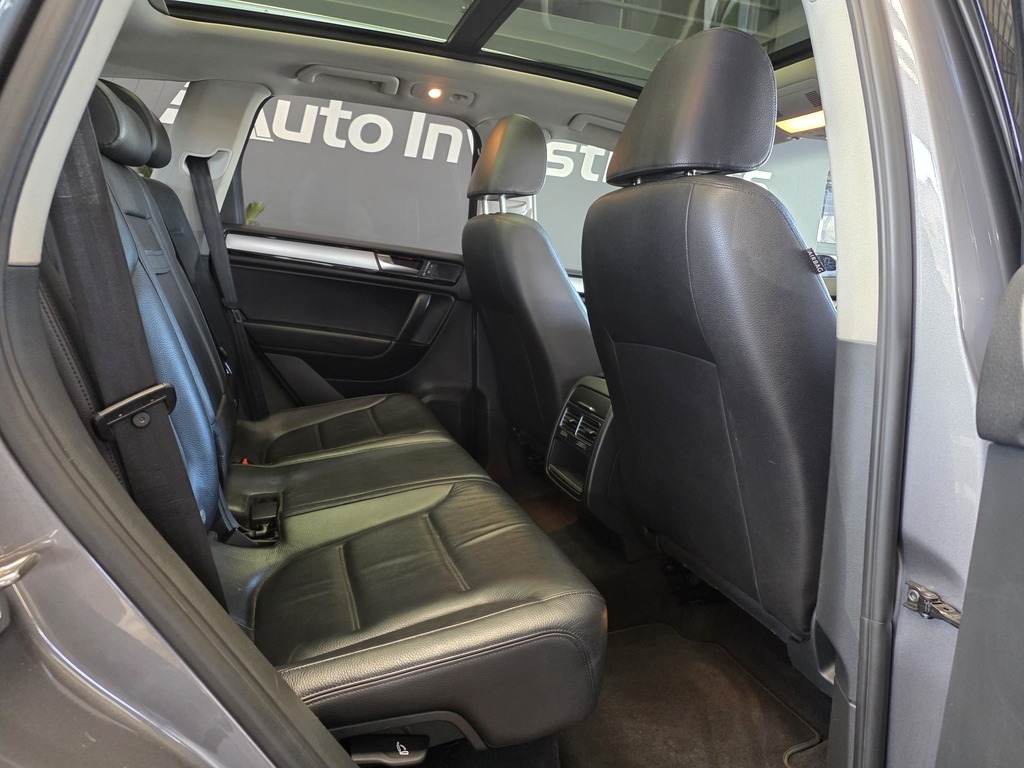 VOLKSWAGEN TOUAREG TOUAREG 3.0 V6 TDI TIP BLU MOT - 8