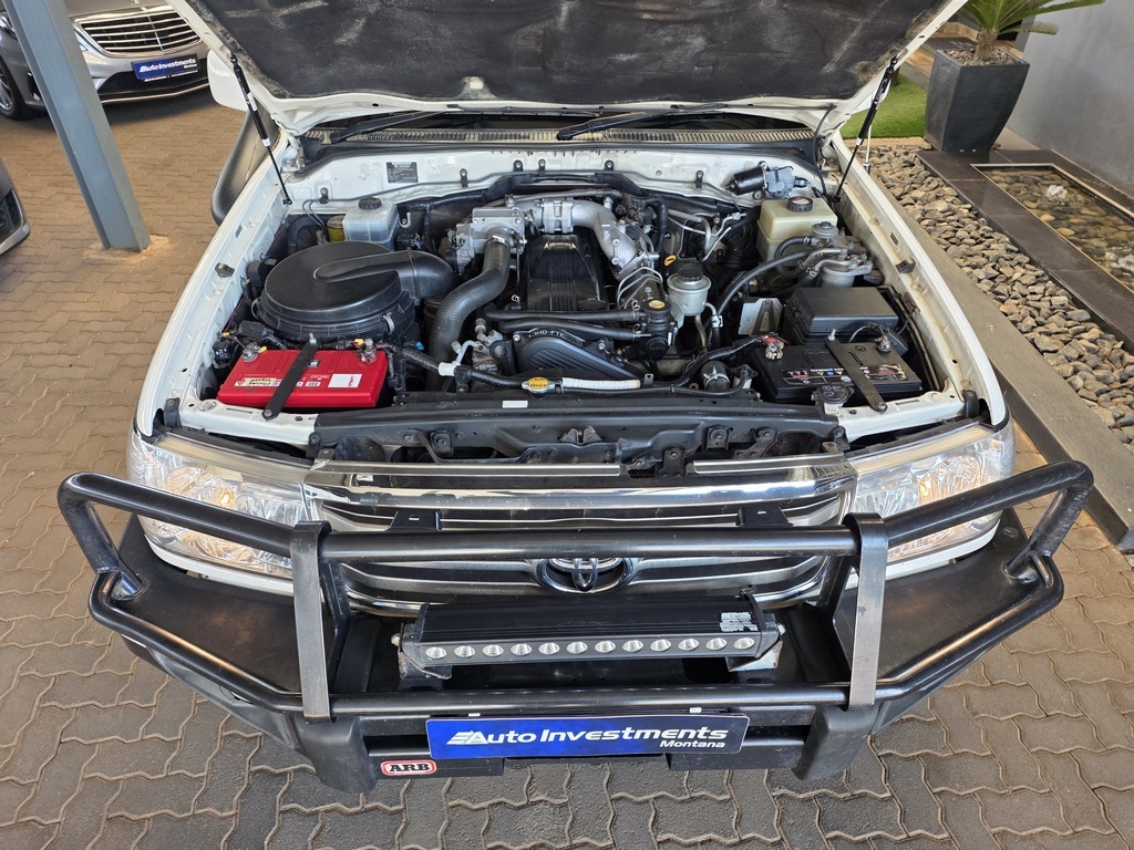 TOYOTA LAND CRUISER 100 LAND CRUISER 100 VX TD A/T - 19