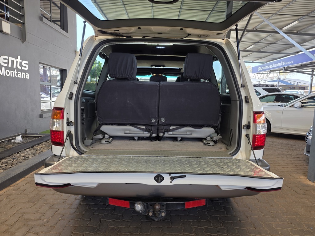 TOYOTA LAND CRUISER 100 LAND CRUISER 100 VX TD A/T - 6