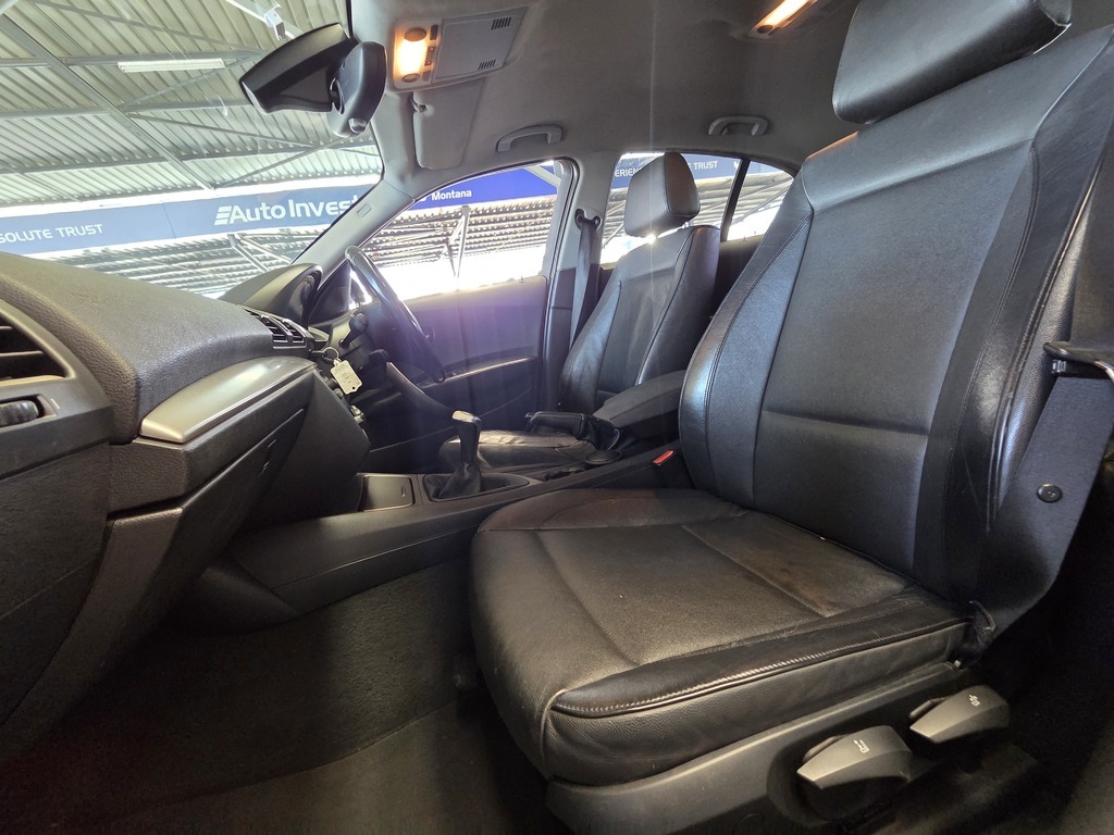 BMW 1 SERIES 120i (E87) - 11