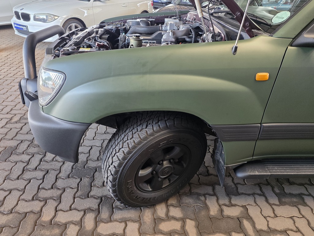 TOYOTA LAND CRUISER 100 LAND CRUISER 100 VX TD - 17