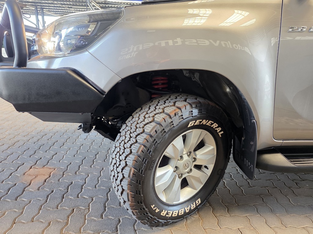 TOYOTA HILUX HILUX 2.8 GD-6 RAIDER 4X4 A/T P/U D/C - 17