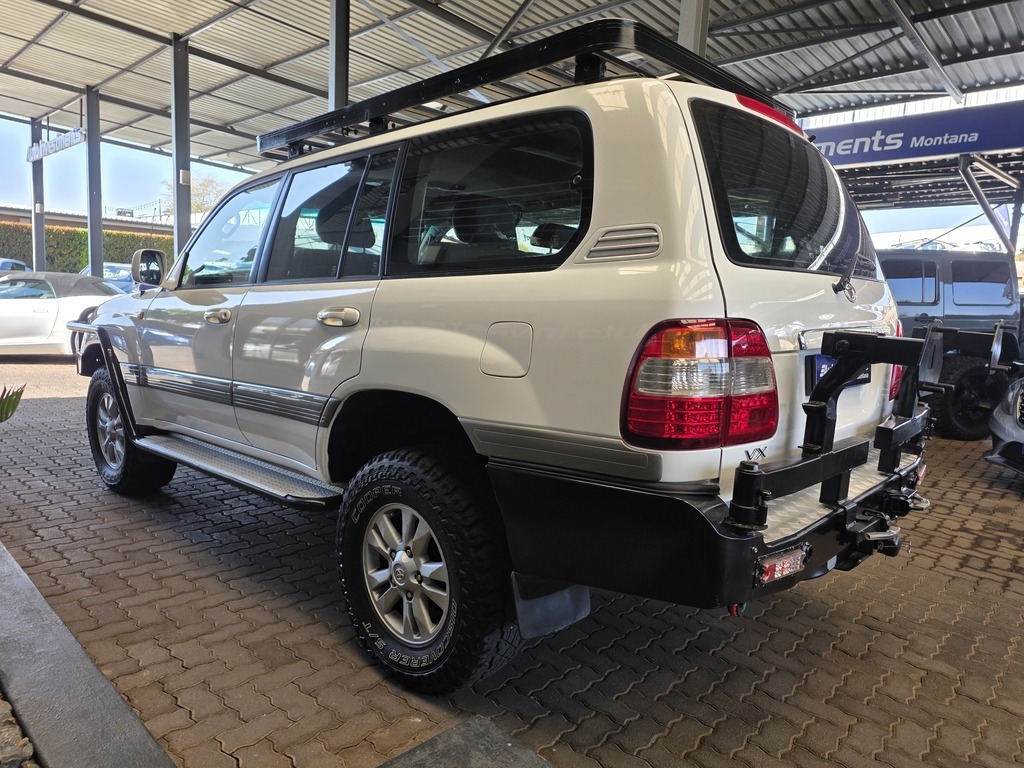TOYOTA LAND CRUISER 100 LAND CRUISER 100 VX TD A/T - 4