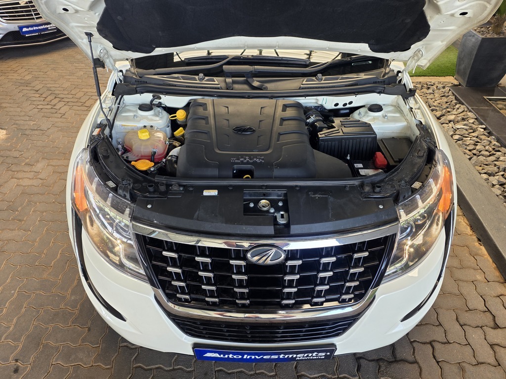 MAHINDRA XUV XUV 500 2.2D MHAWK A/T (W8) 7 SEAT