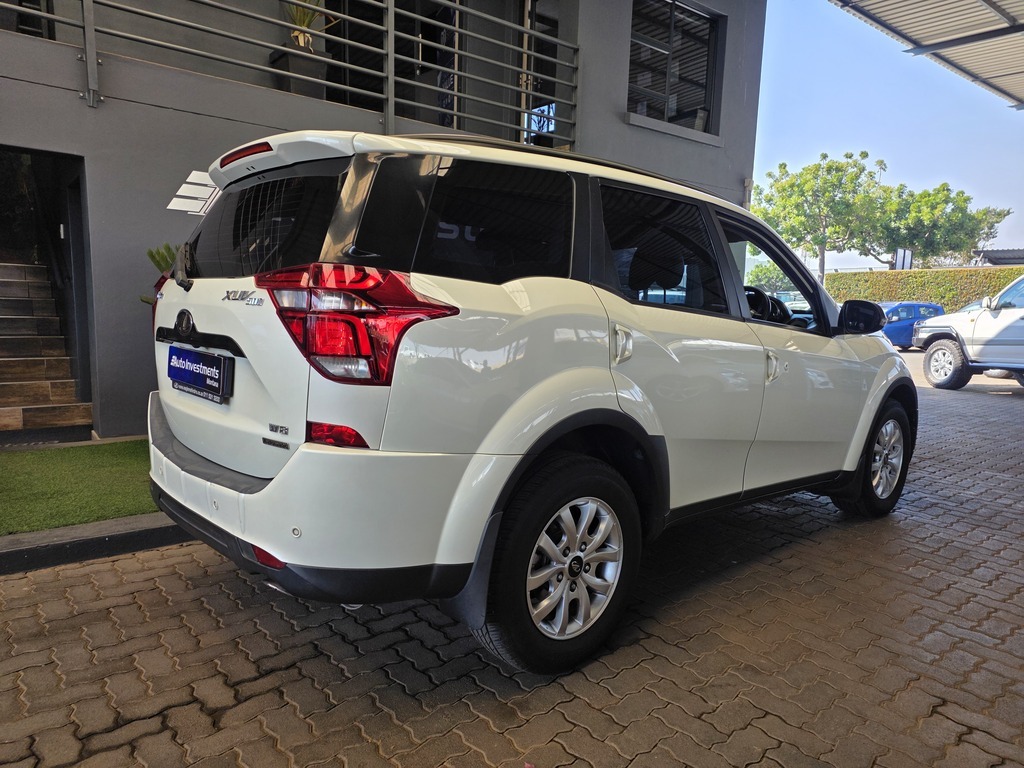MAHINDRA XUV XUV 500 2.2D MHAWK A/T (W8) 7 SEAT
