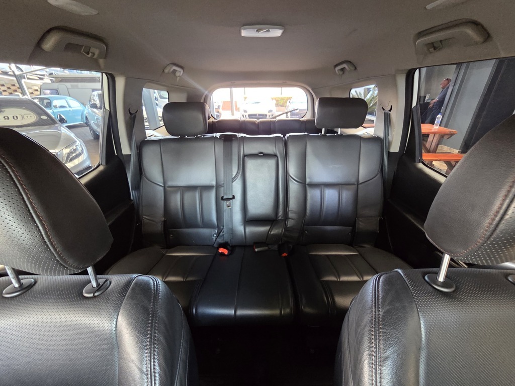 MAHINDRA XUV XUV 500 2.2D MHAWK A/T (W8) 7 SEAT