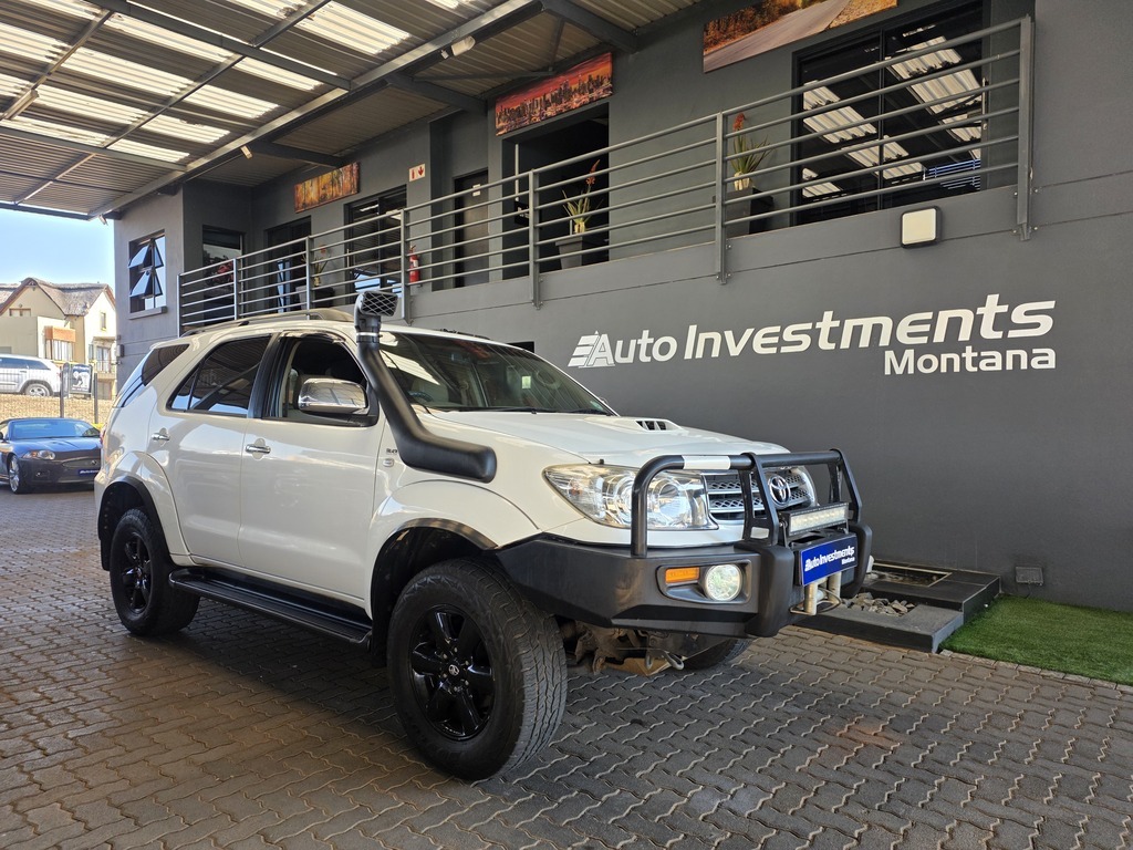 TOYOTA FORTUNER FORTUNER 3.0D-4D 4X4 A/T - 1