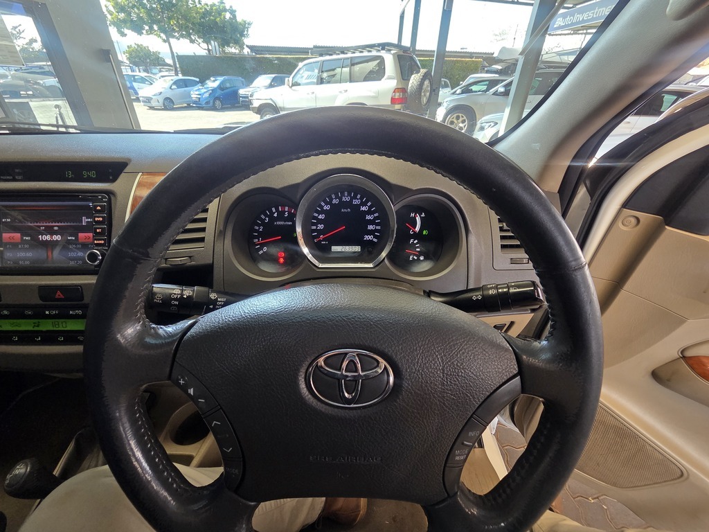 TOYOTA FORTUNER FORTUNER 3.0D-4D 4X4 A/T - 13