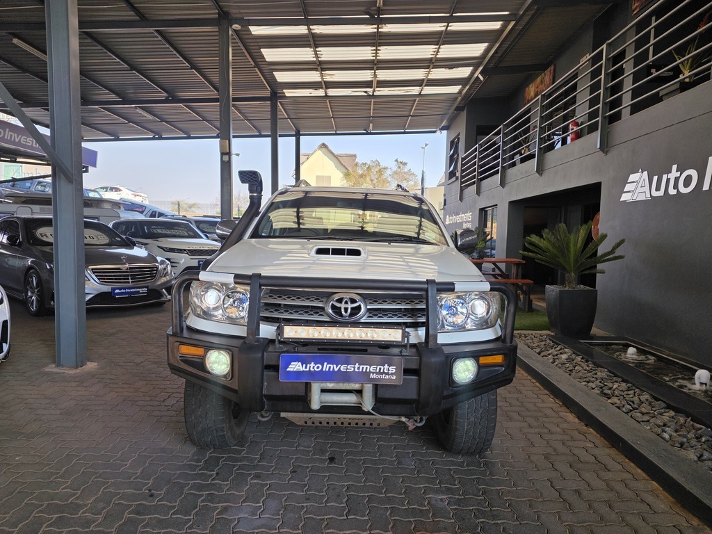 TOYOTA FORTUNER FORTUNER 3.0D-4D 4X4 A/T - 2