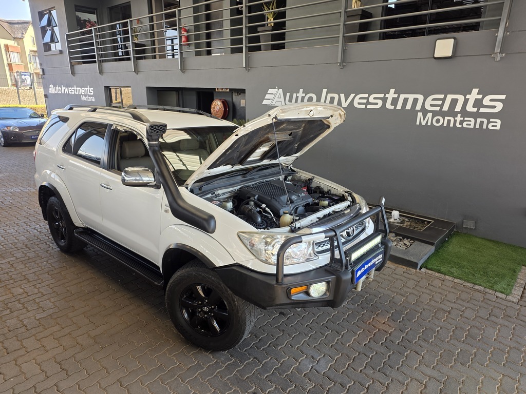 TOYOTA FORTUNER FORTUNER 3.0D-4D 4X4 A/T - 20