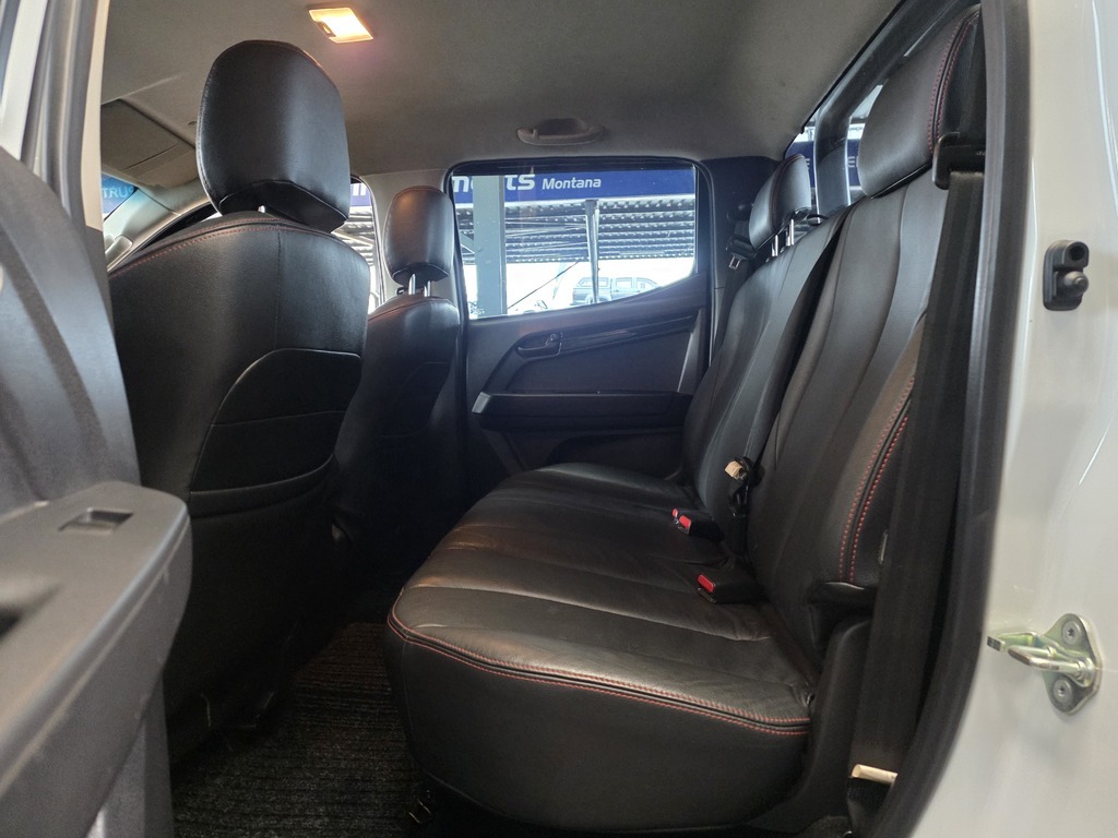 ISUZU D-MAX D-MAX 300 X-RIDER A/T D/C P/U - 8