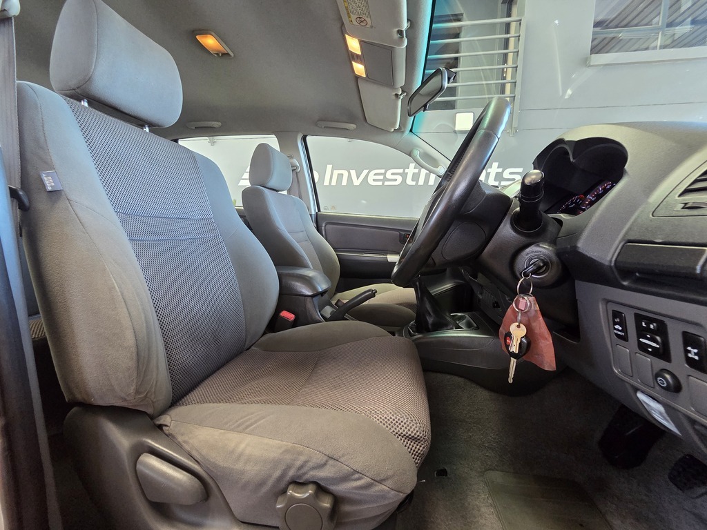 TOYOTA HI-LUX HILUX 2.7 VVTi RAIDER R/B P/U D/C - 12