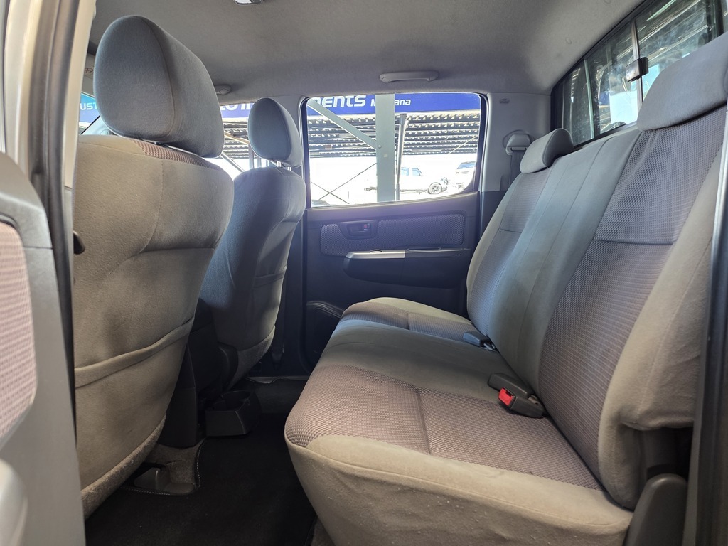 TOYOTA HI-LUX HILUX 2.7 VVTi RAIDER R/B P/U D/C - 8