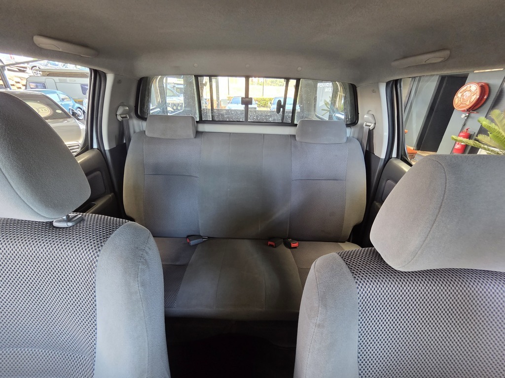 TOYOTA HI-LUX HILUX 2.7 VVTi RAIDER R/B P/U D/C - 9