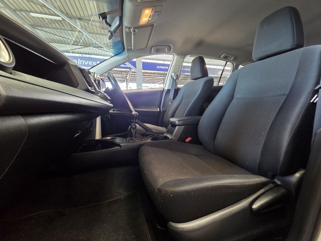 TOYOTA RAV 4 RAV4 2.0 GX - 11