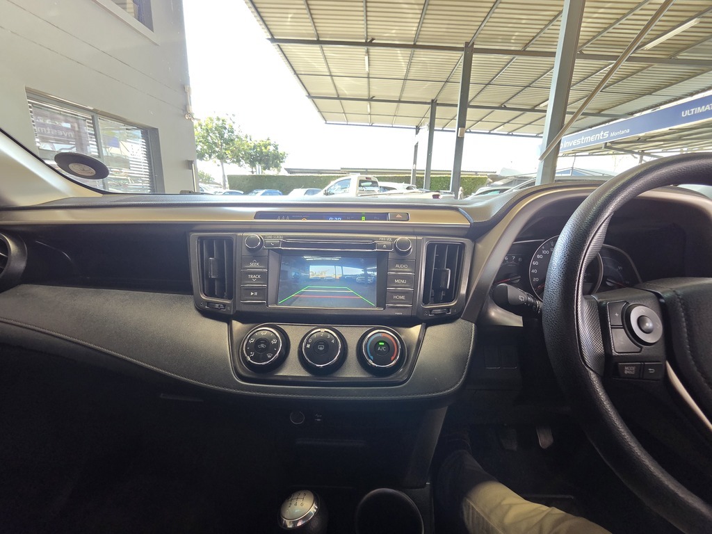TOYOTA RAV 4 RAV4 2.0 GX - 15