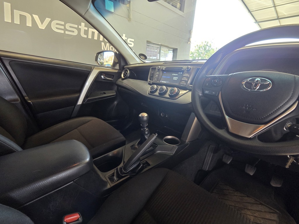 TOYOTA RAV 4 RAV4 2.0 GX - 16