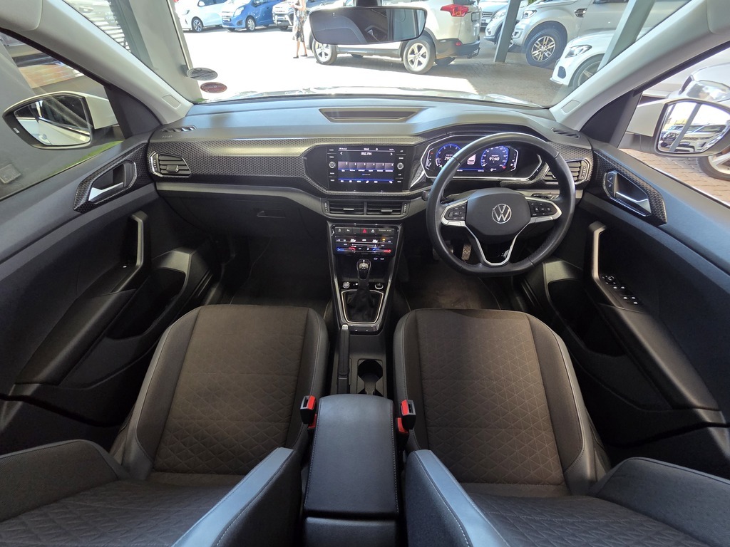 VOLKSWAGEN T-CROSS T-CROSS 1.5 TSI R-LINE DSG - 10