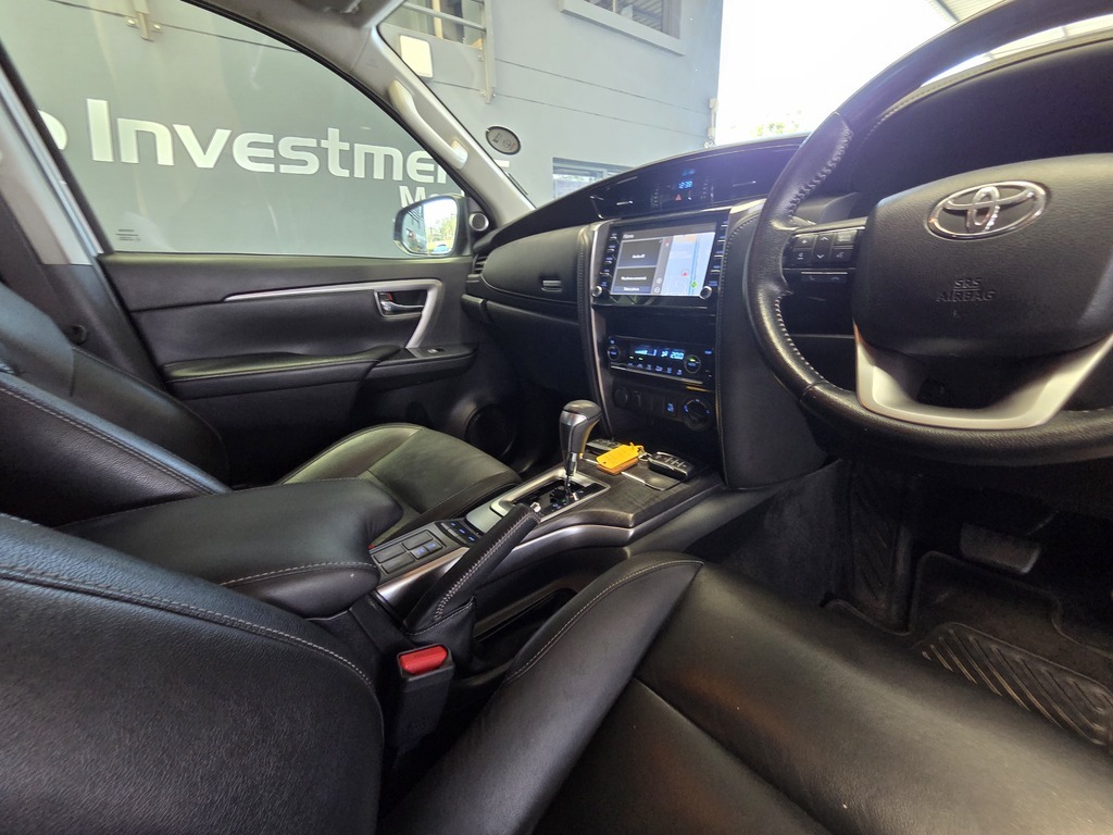 TOYOTA FORTUNER FORTUNER 2.8GD-6 4X4 A/T - 16