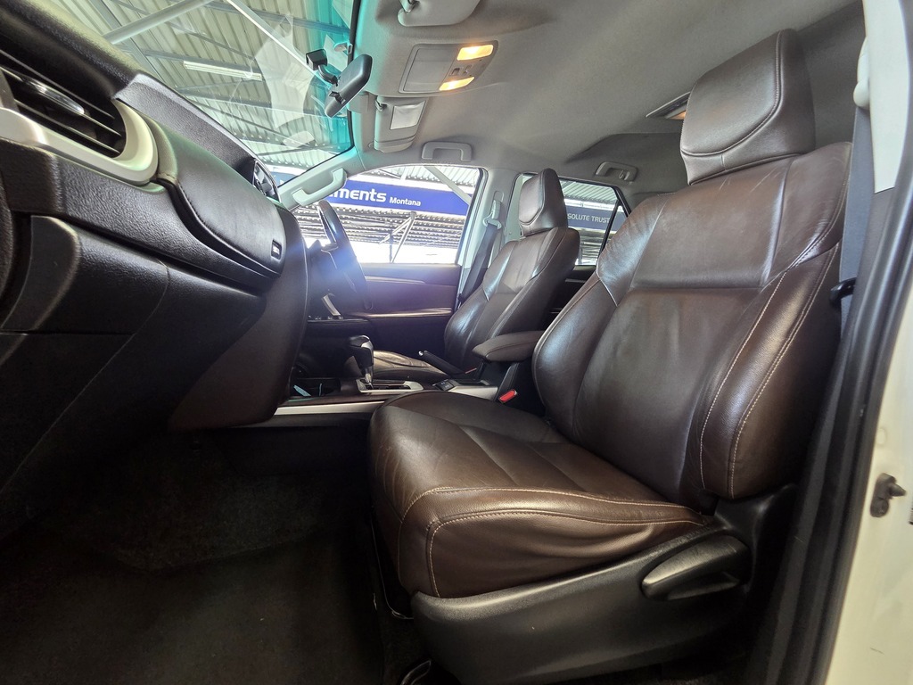 TOYOTA FORTUNER FORTUNER 2.8GD-6 4X4 A/T - 11