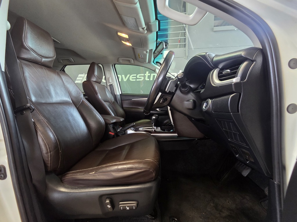 TOYOTA FORTUNER FORTUNER 2.8GD-6 4X4 A/T - 12