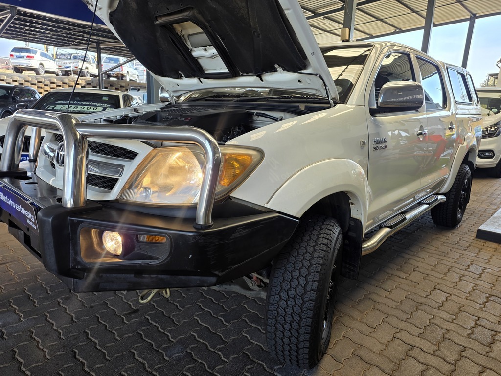 TOYOTA HI-LUX HILUX 3.0D-4D RAIDER 4X4 P/U D/C - 17