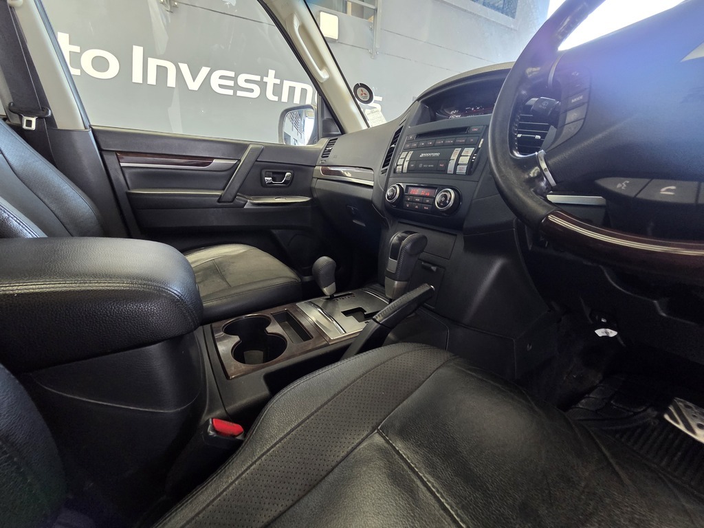 MITSUBISHI PAJERO PAJERO 3.2 Di - Dc GLS A/T - 15