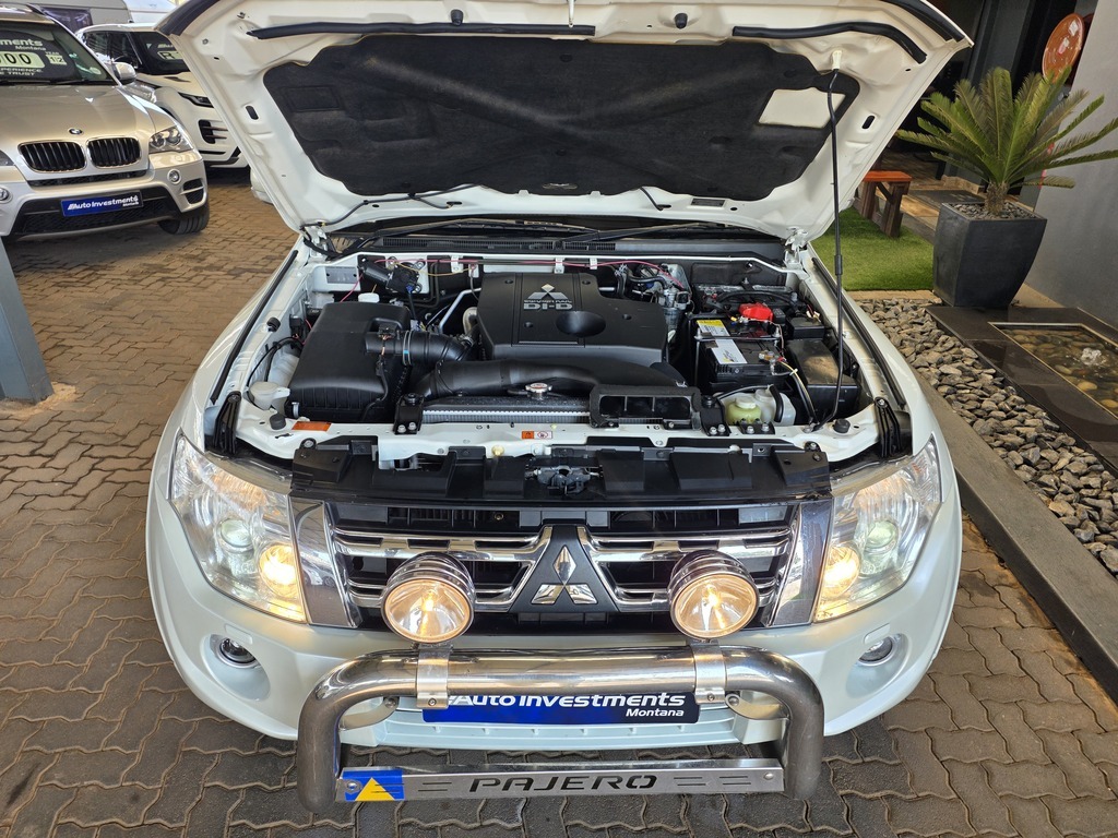 MITSUBISHI PAJERO PAJERO 3.2 Di - Dc GLS A/T - 18
