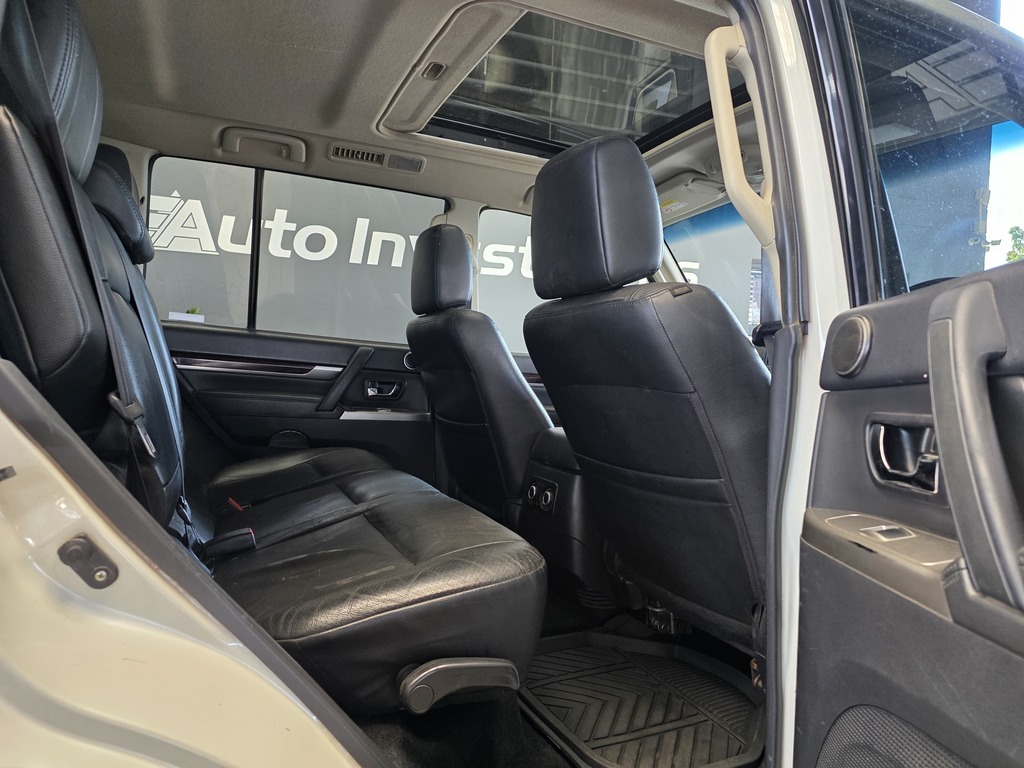 MITSUBISHI PAJERO PAJERO 3.2 Di - Dc GLS A/T - 7