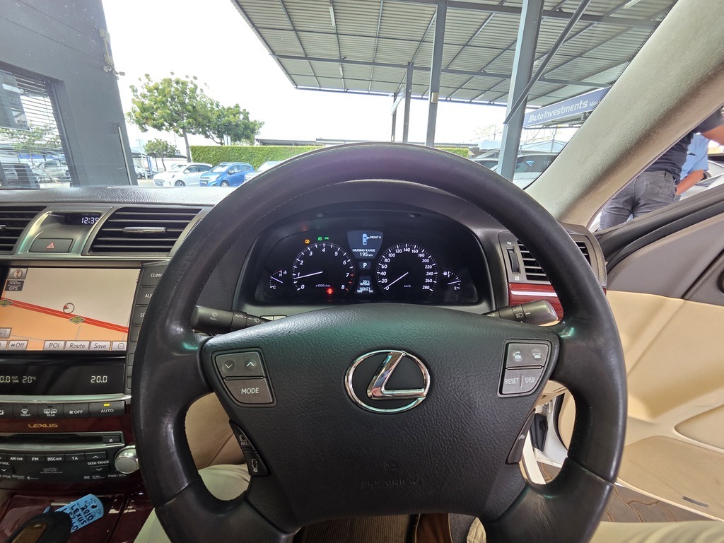 LEXUS LS LS 460 - 14
