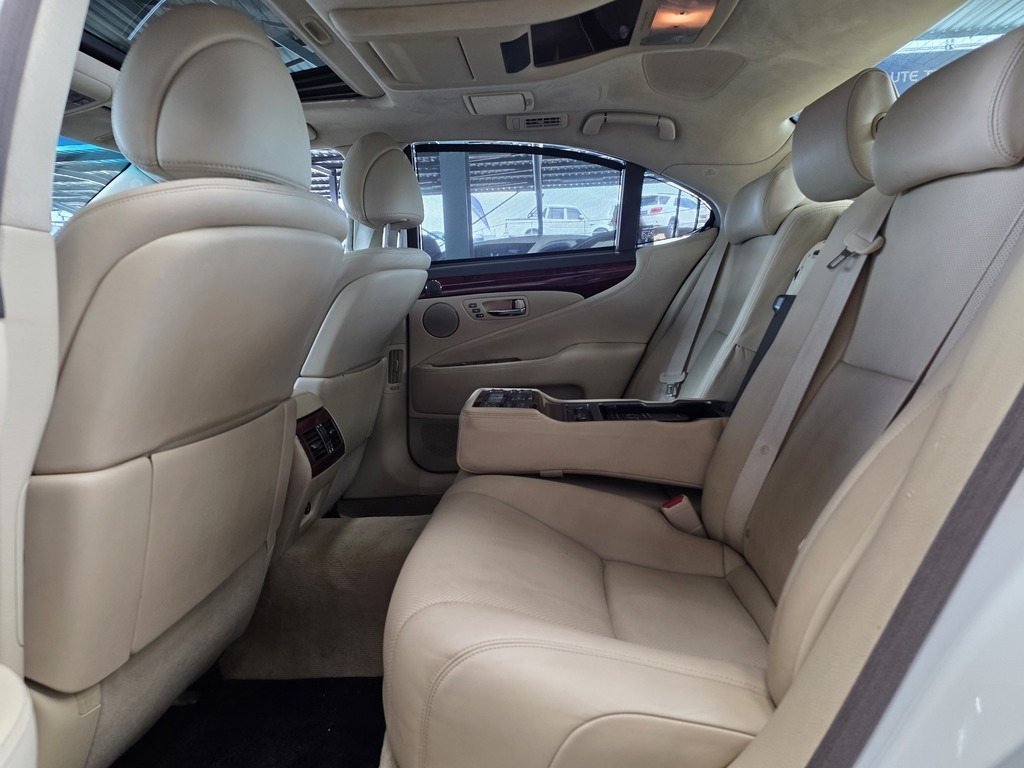 LEXUS LS LS 460 - 8
