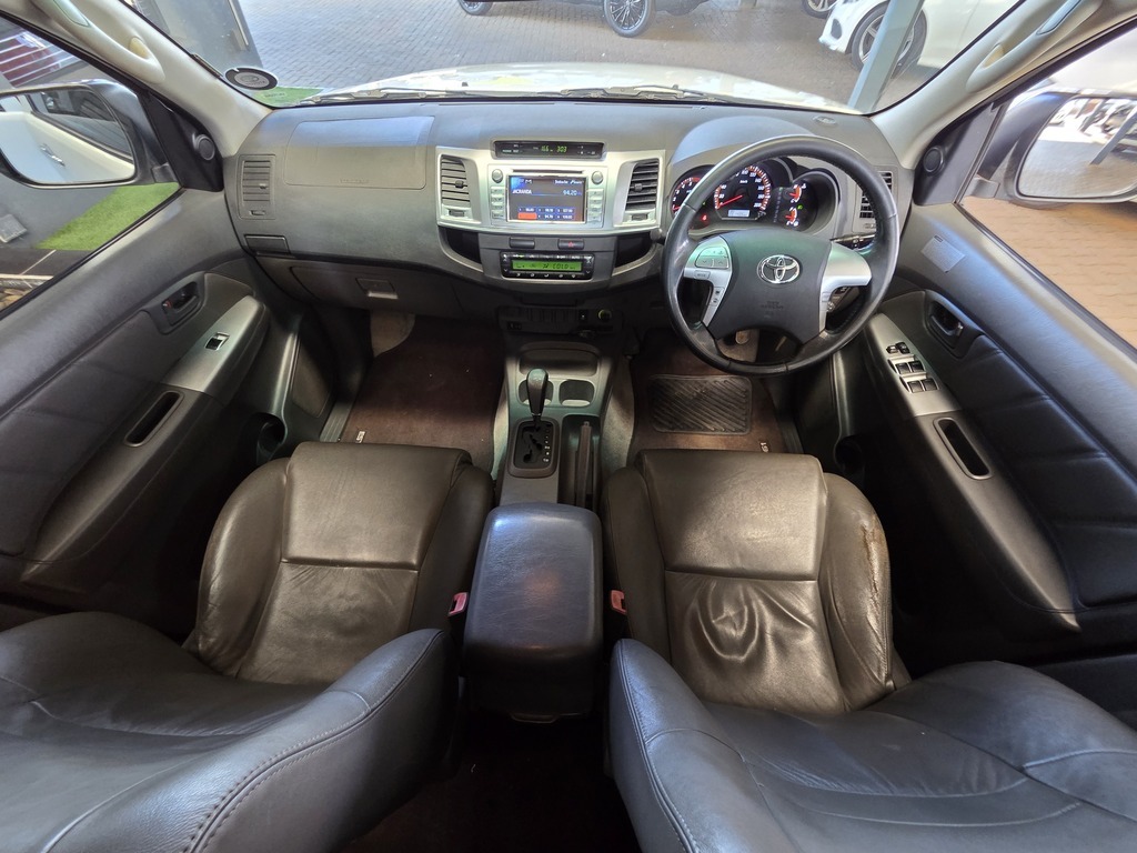 TOYOTA HI-LUX HILUX 4.0 V6 HERITAGE R/B A/T P/U D/C - 10