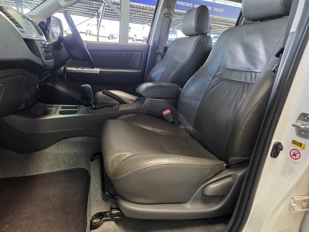 TOYOTA HI-LUX HILUX 4.0 V6 HERITAGE R/B A/T P/U D/C - 11