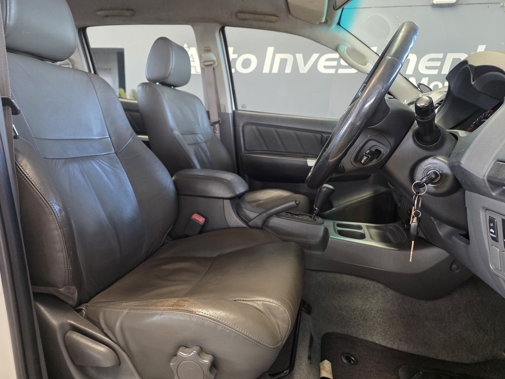 TOYOTA HI-LUX HILUX 4.0 V6 HERITAGE R/B A/T P/U D/C - 12
