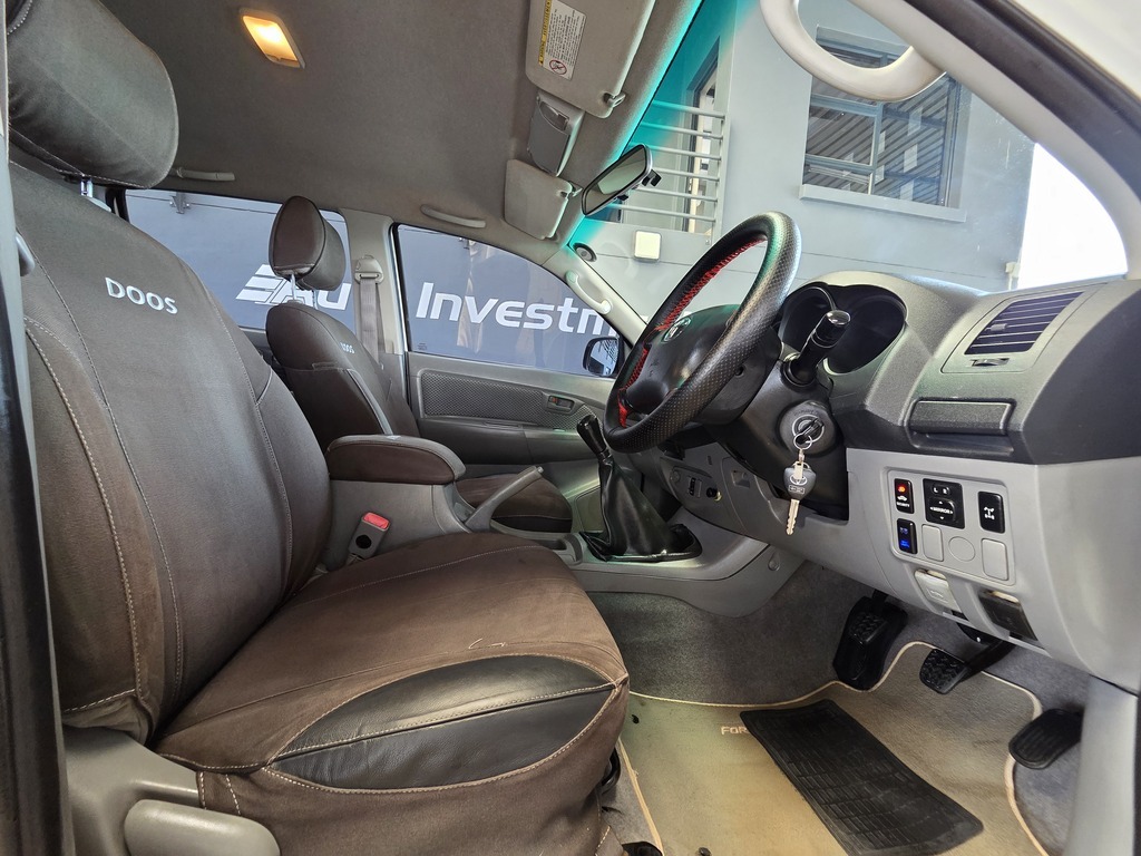 TOYOTA HI-LUX HILUX 3.0 D-4D RAIDER 4X4 P/U D/C - 12
