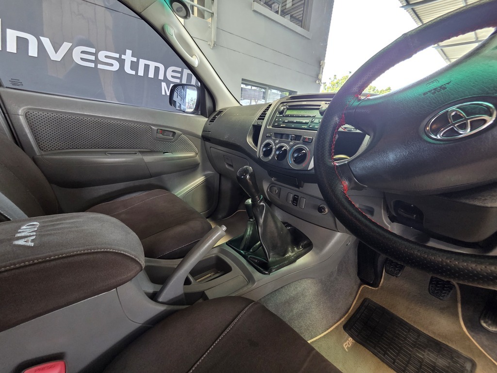 TOYOTA HI-LUX HILUX 3.0 D-4D RAIDER 4X4 P/U D/C - 16