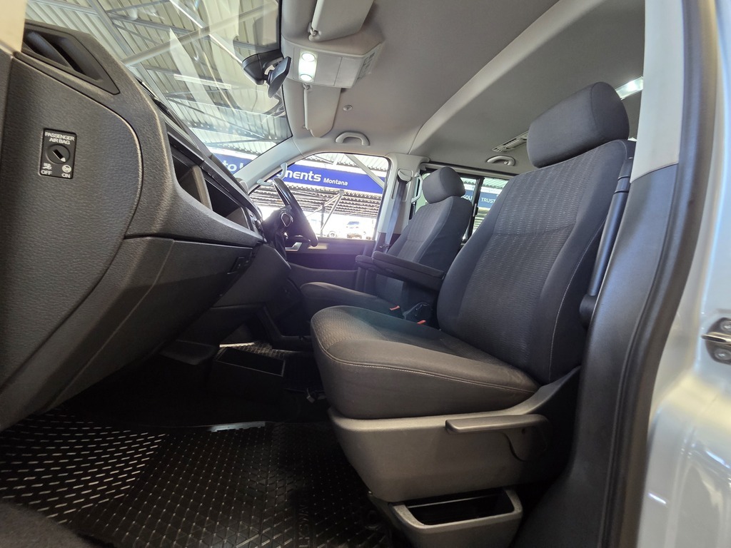 VOLKSWAGEN T6 T6 KOMBI 2.0 TDi DSG 103kw (COMFORTLINE) - 11