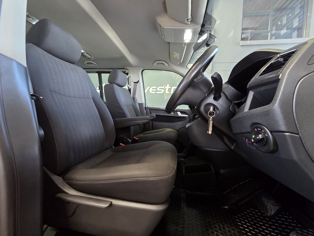 VOLKSWAGEN T6 T6 KOMBI 2.0 TDi DSG 103kw (COMFORTLINE) - 12