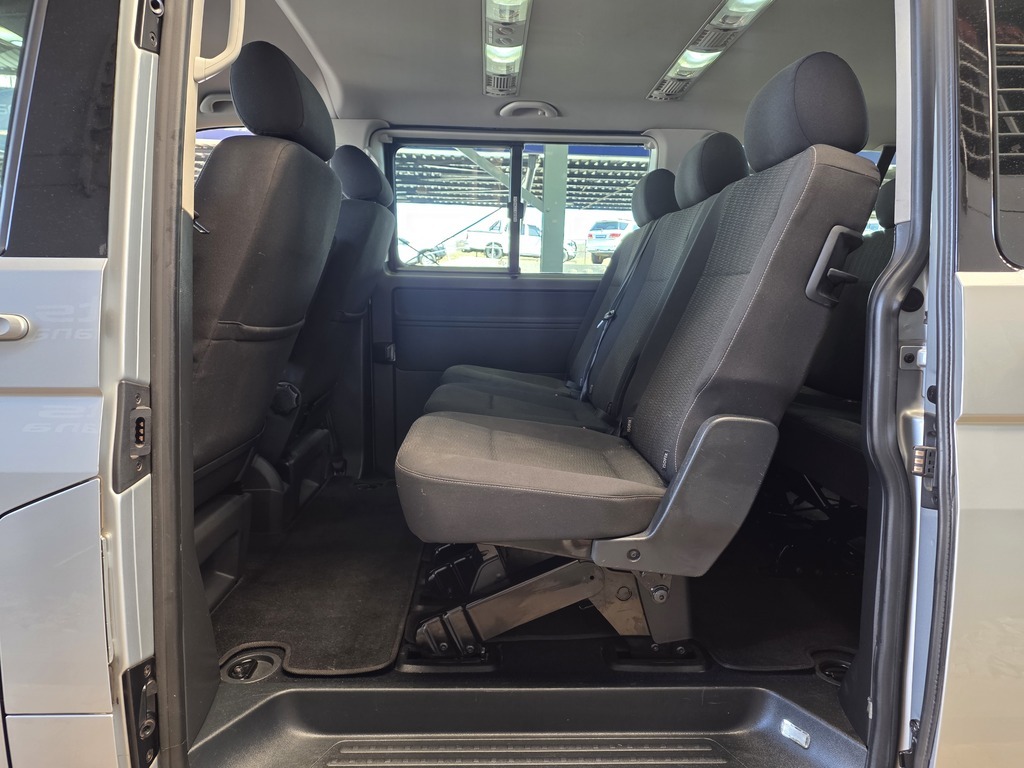 VOLKSWAGEN T6 T6 KOMBI 2.0 TDi DSG 103kw (COMFORTLINE) - 8