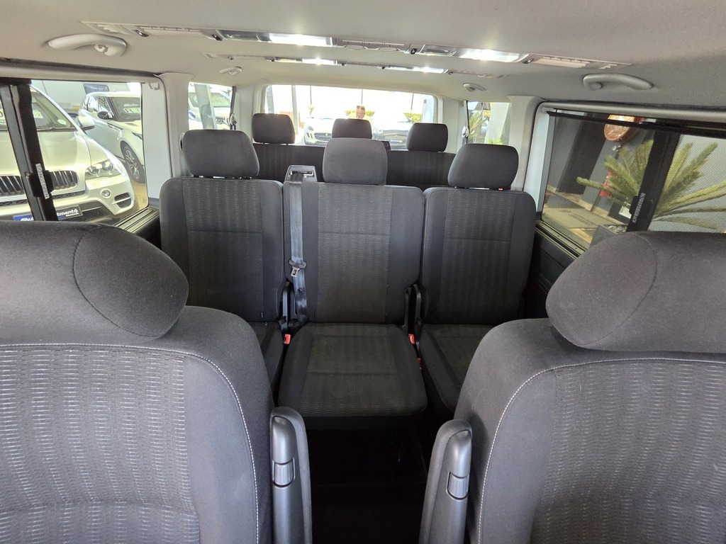 VOLKSWAGEN T6 T6 KOMBI 2.0 TDi DSG 103kw (COMFORTLINE) - 9