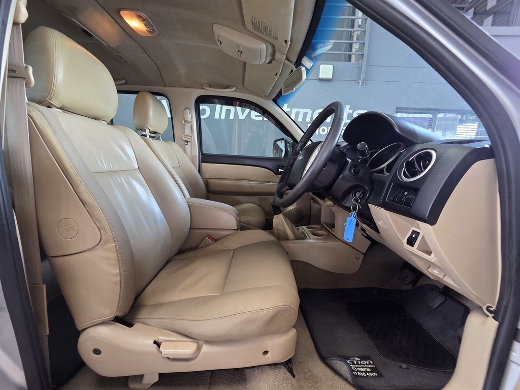 FORD EVEREST EVEREST 3.0 TDCi XLT - 12