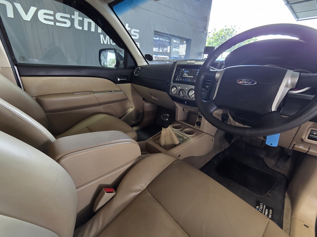 FORD EVEREST EVEREST 3.0 TDCi XLT - 16