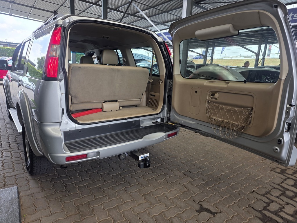 FORD EVEREST EVEREST 3.0 TDCi XLT - 6