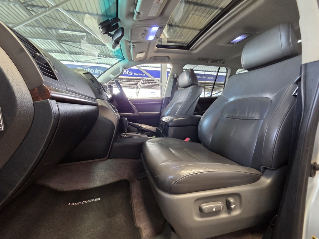 TOYOTA LAND CRUISER LAND CRUISER 200 V8 TD VX A/T - 11